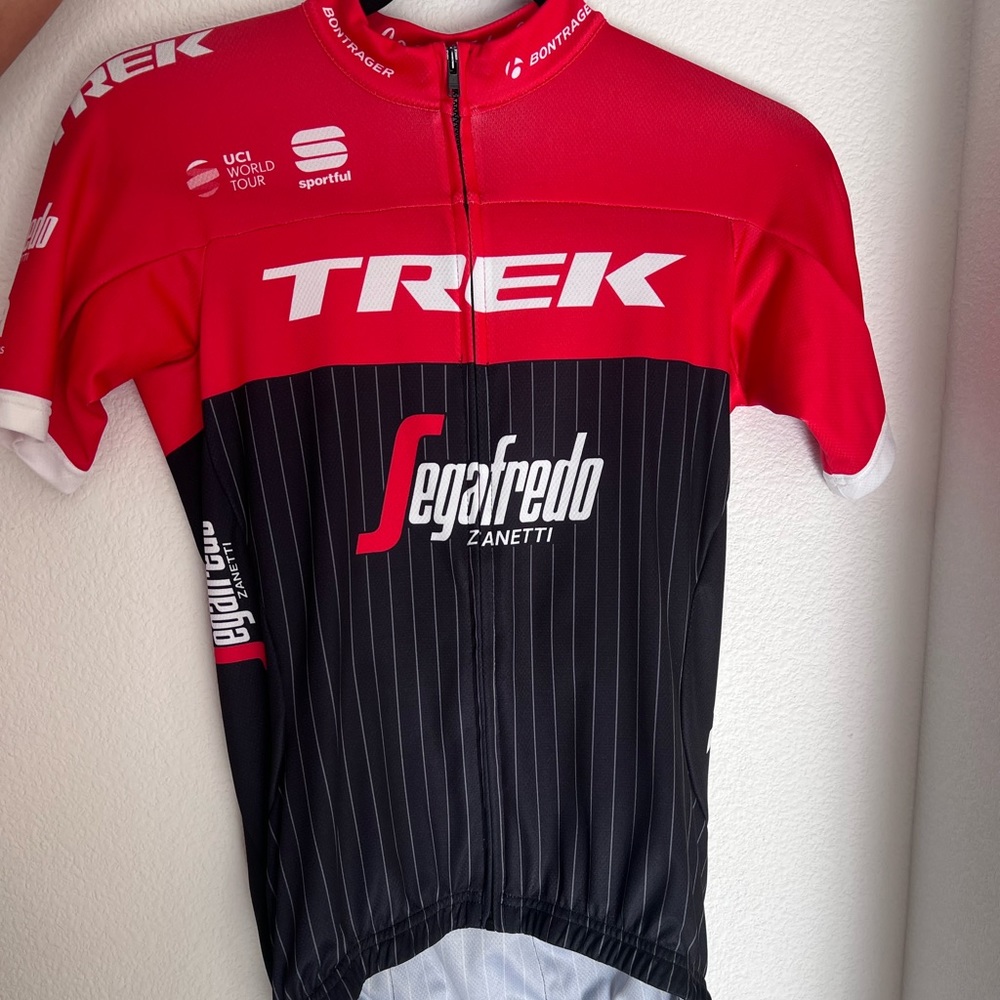 Trek Women’s cycling jersey
